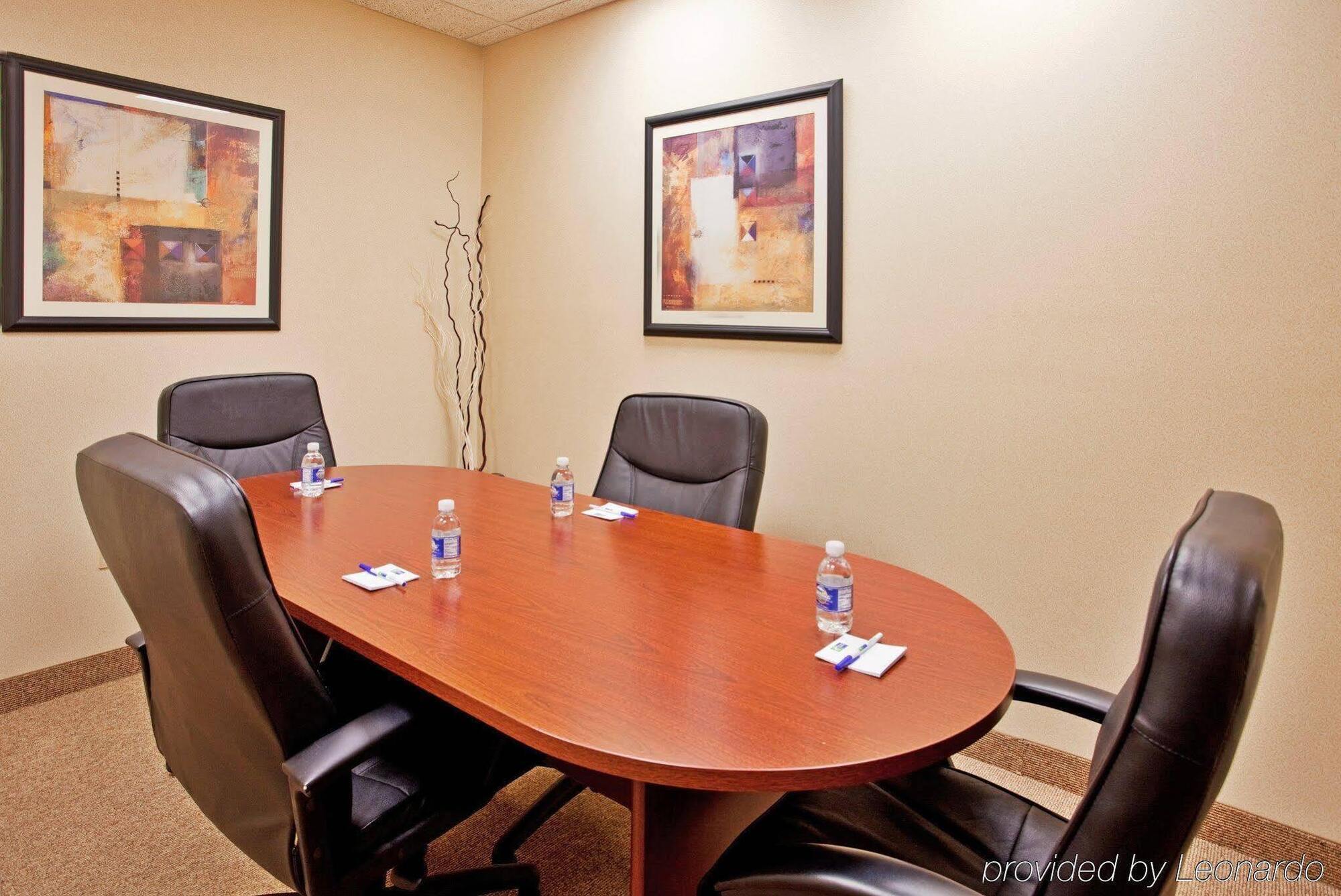 Holiday Inn Express Hotel & Suites Farmington, An Ihg Hotel Zewnętrze zdjęcie